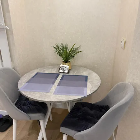 Luxury In Downtown 3